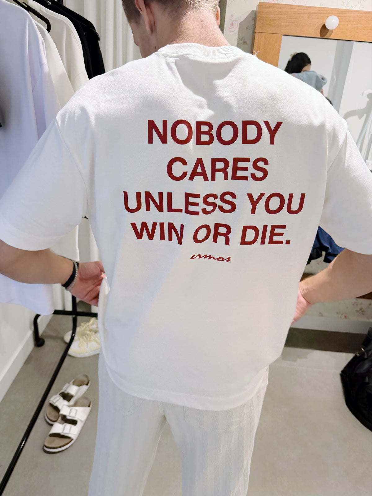 ERMOS ® Nobody Cares