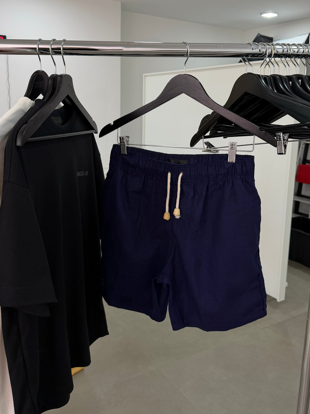 ERMOS ® Linen Shorts (Navy Blue)