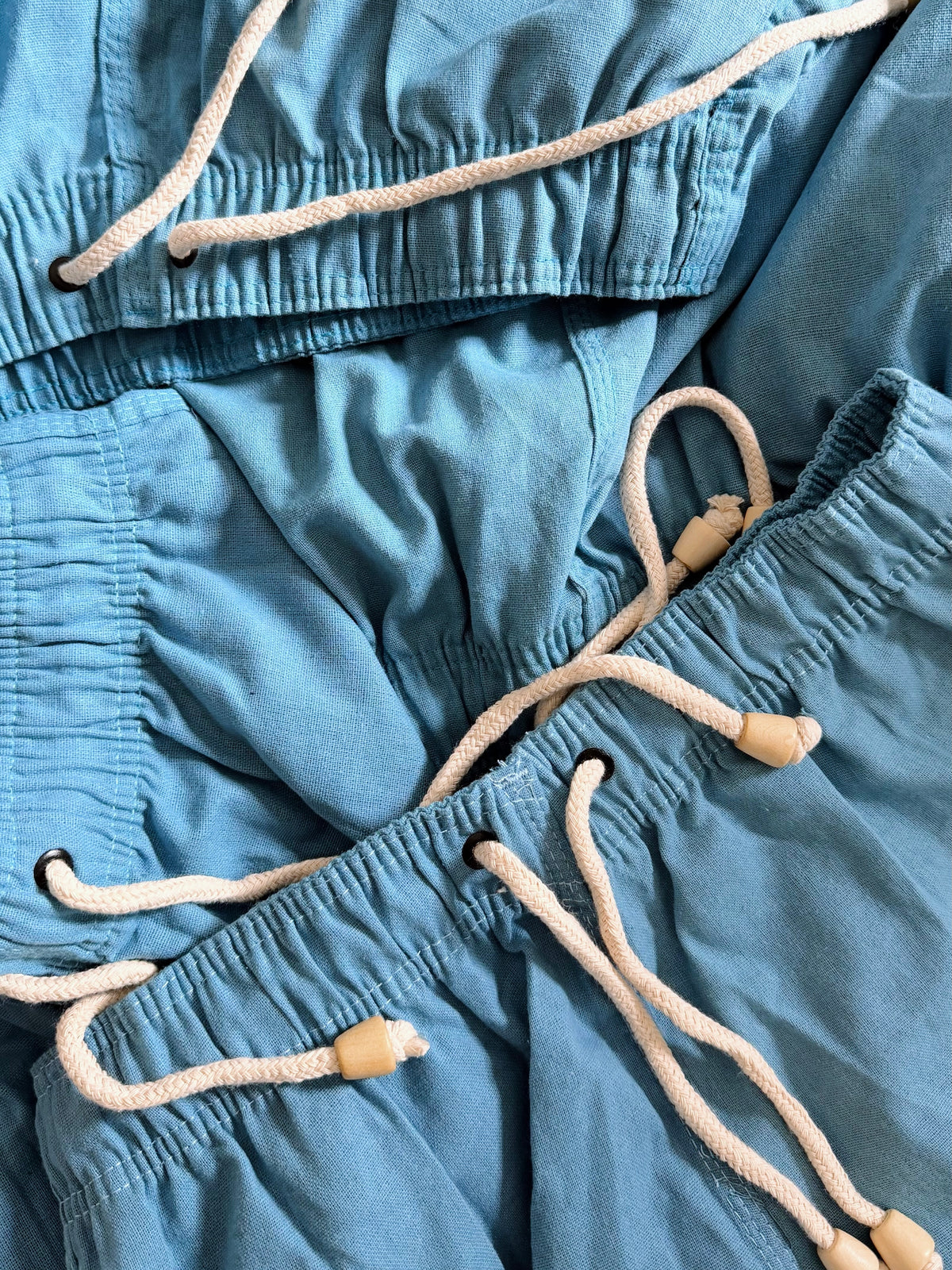 ERMOS ® Linen Shorts (Baby Blue)